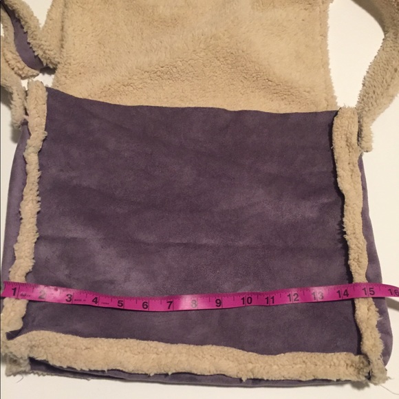 Handmade faux suede and Sherpa messenger bag - Picture 4 of 6
